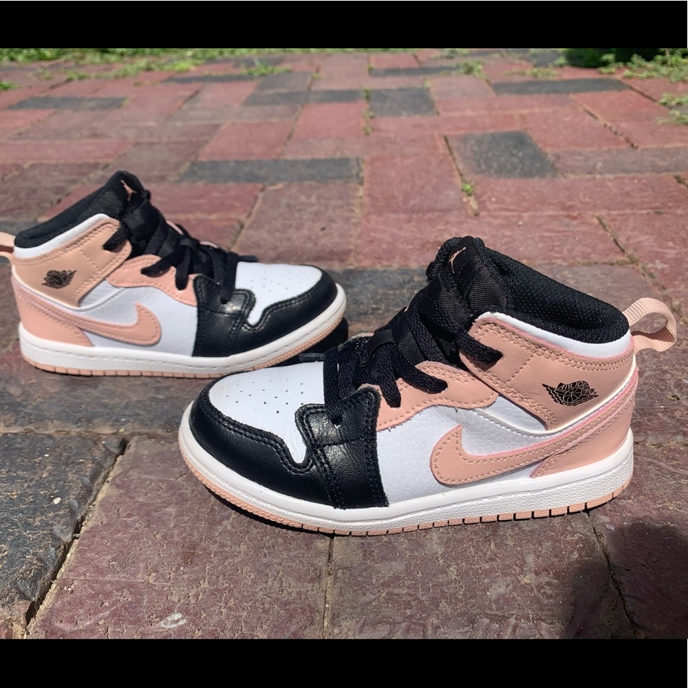 Toddler sz 10C Jordan’s